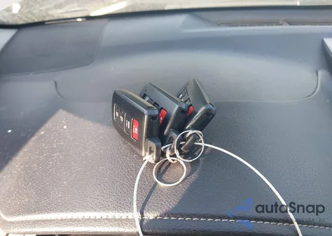 2012 Toyota Camry Xle V6 z USA, uszkodzony, nr VIN 4T1BK1FK2CU506388